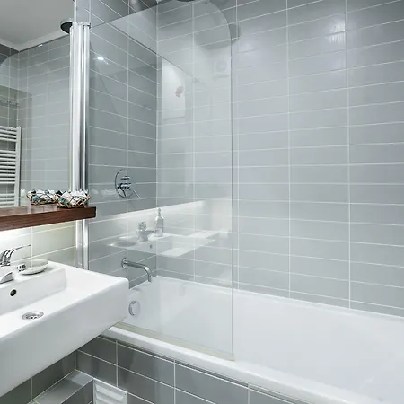 Apartman Lv Premier Baixa- Pr